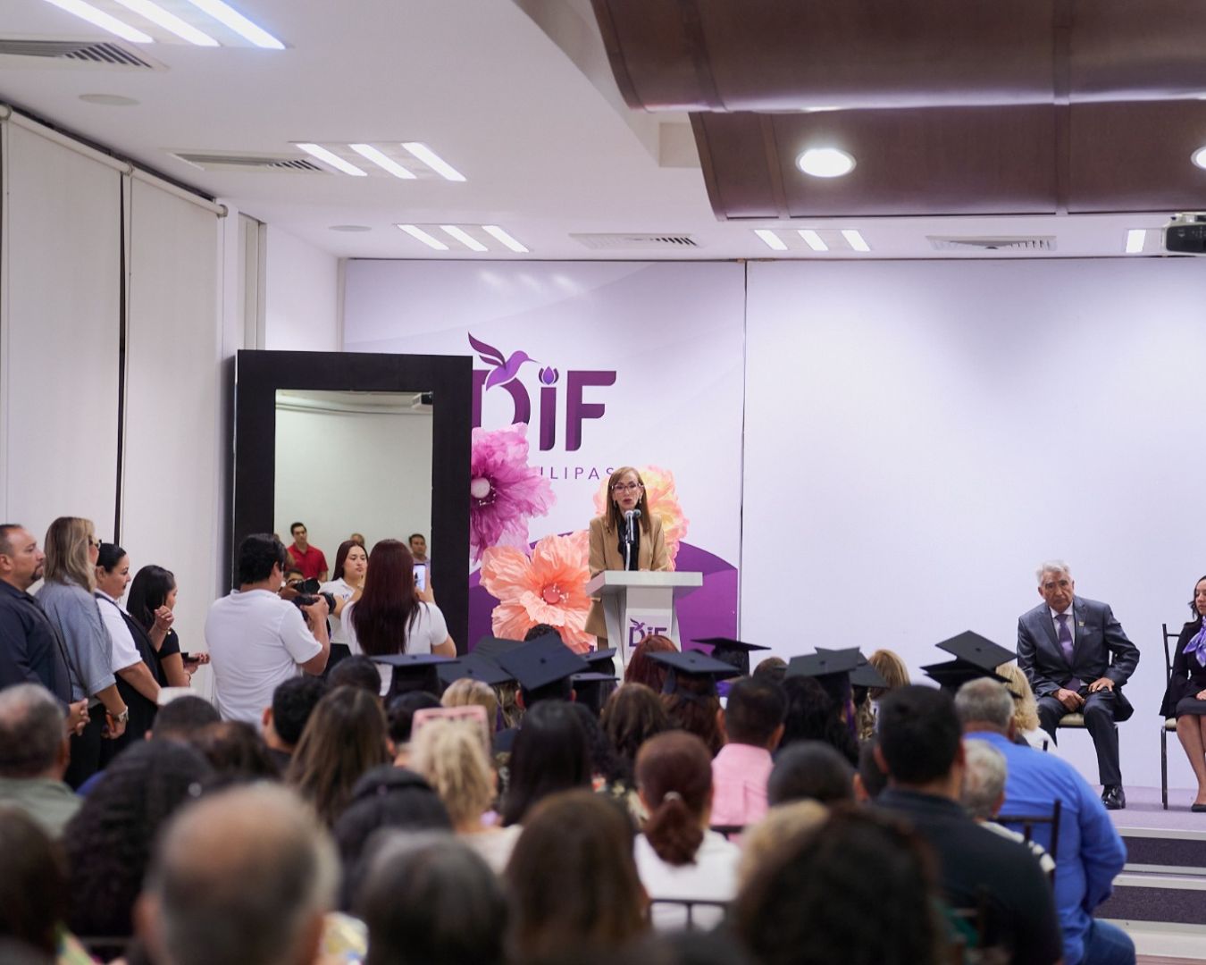 Graduación de profesionales de la rehabilitación del CREE Tamaulipas